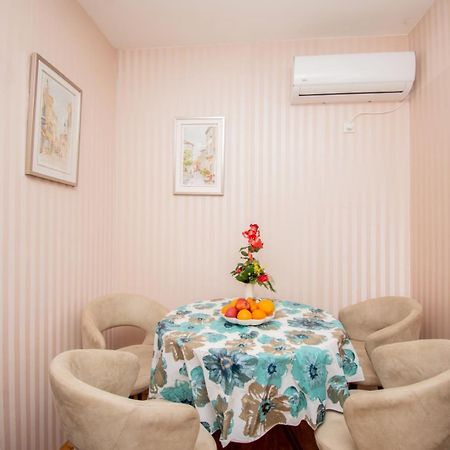 Apartman Klara Petrovac Exterior foto