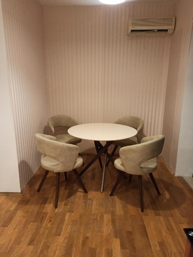 Apartman Klara Petrovac Exterior foto