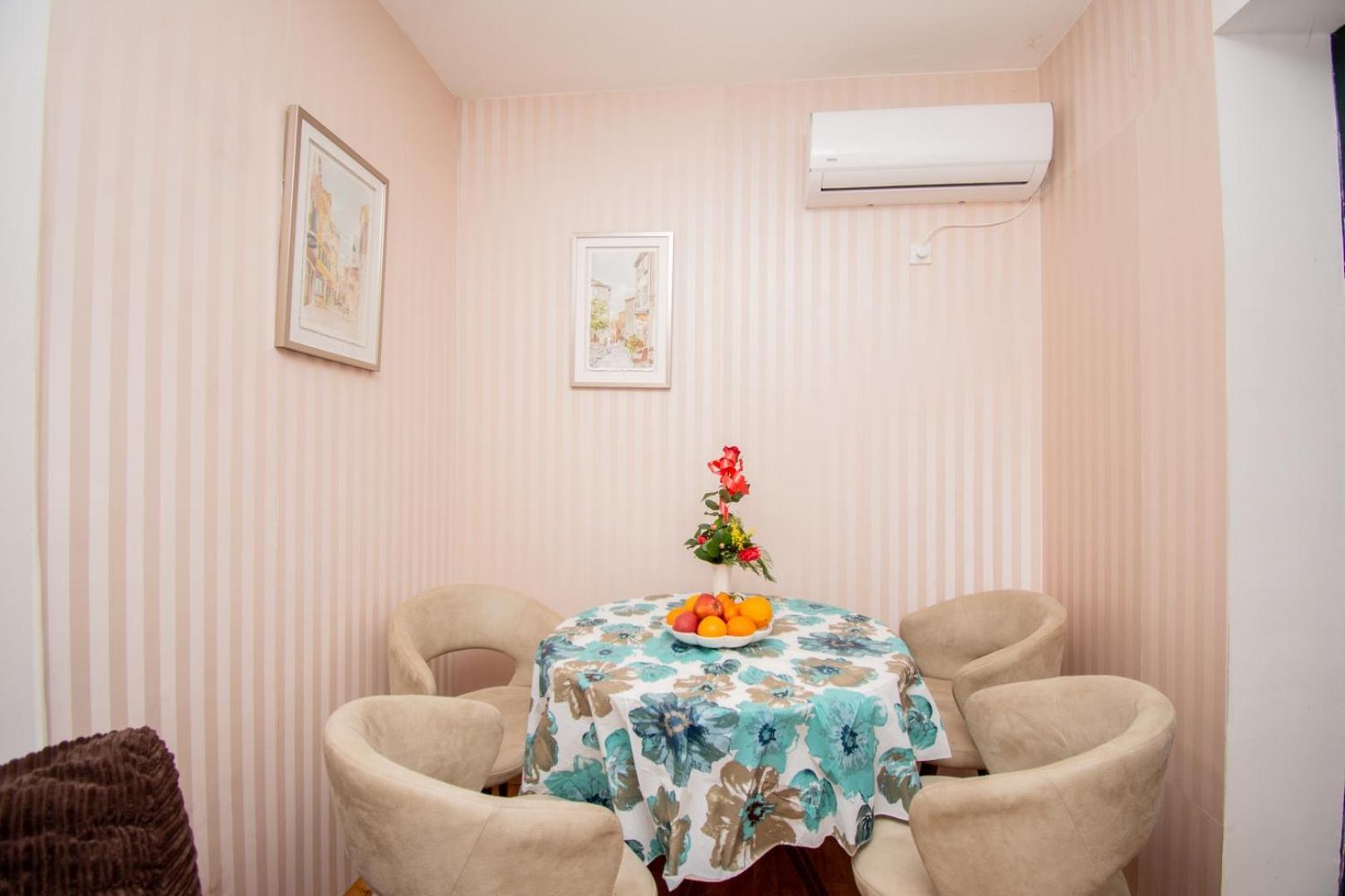 Apartman Klara Petrovac Exterior foto